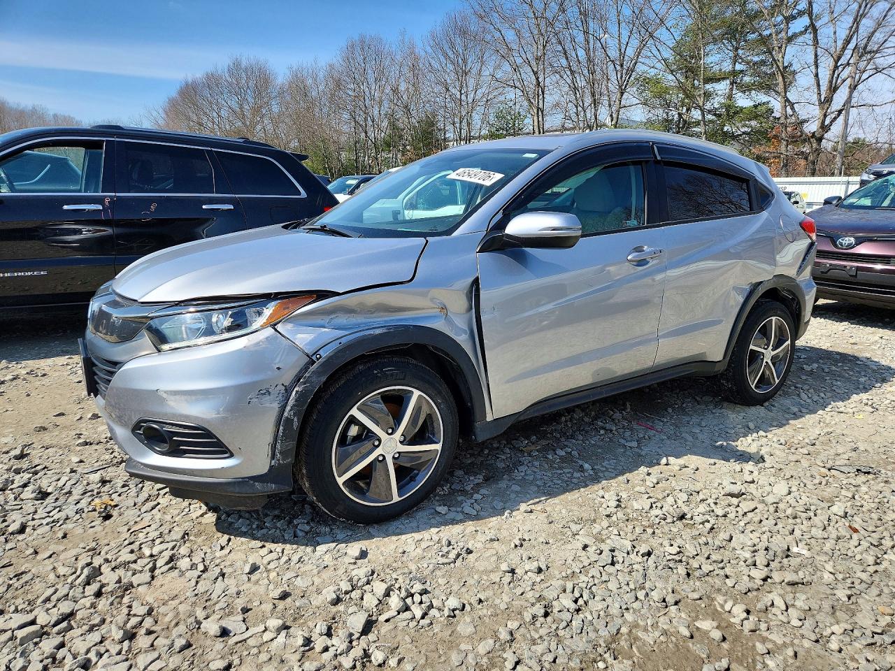 Salvage Honda HR-V Image