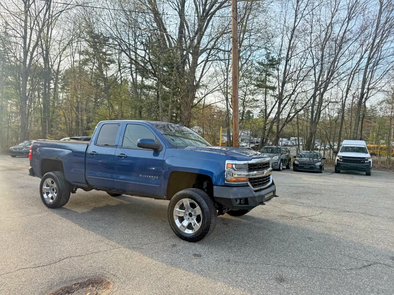 Salvage Chevrolet Silverado Image