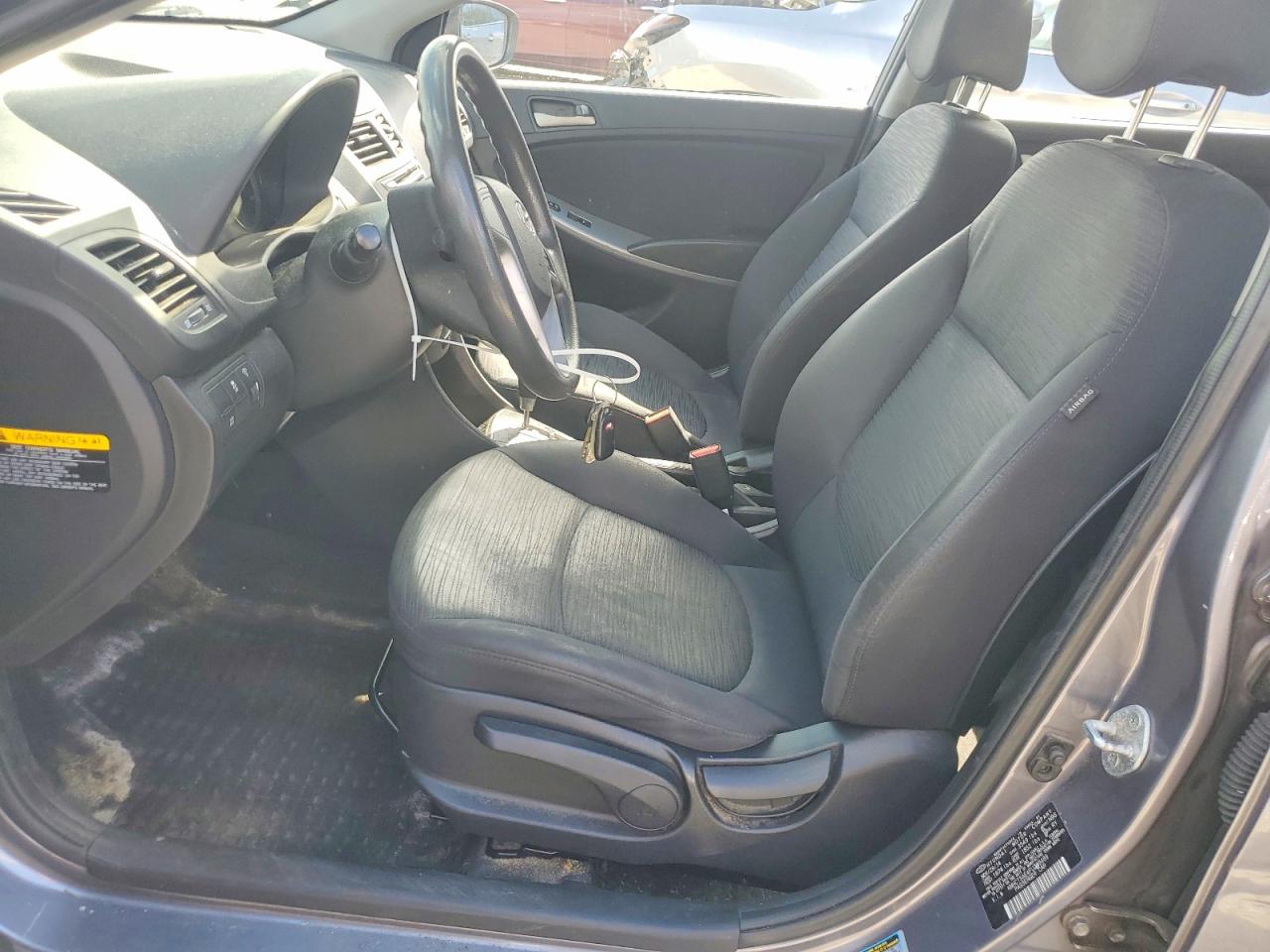 Hyundai ACCENT Gs