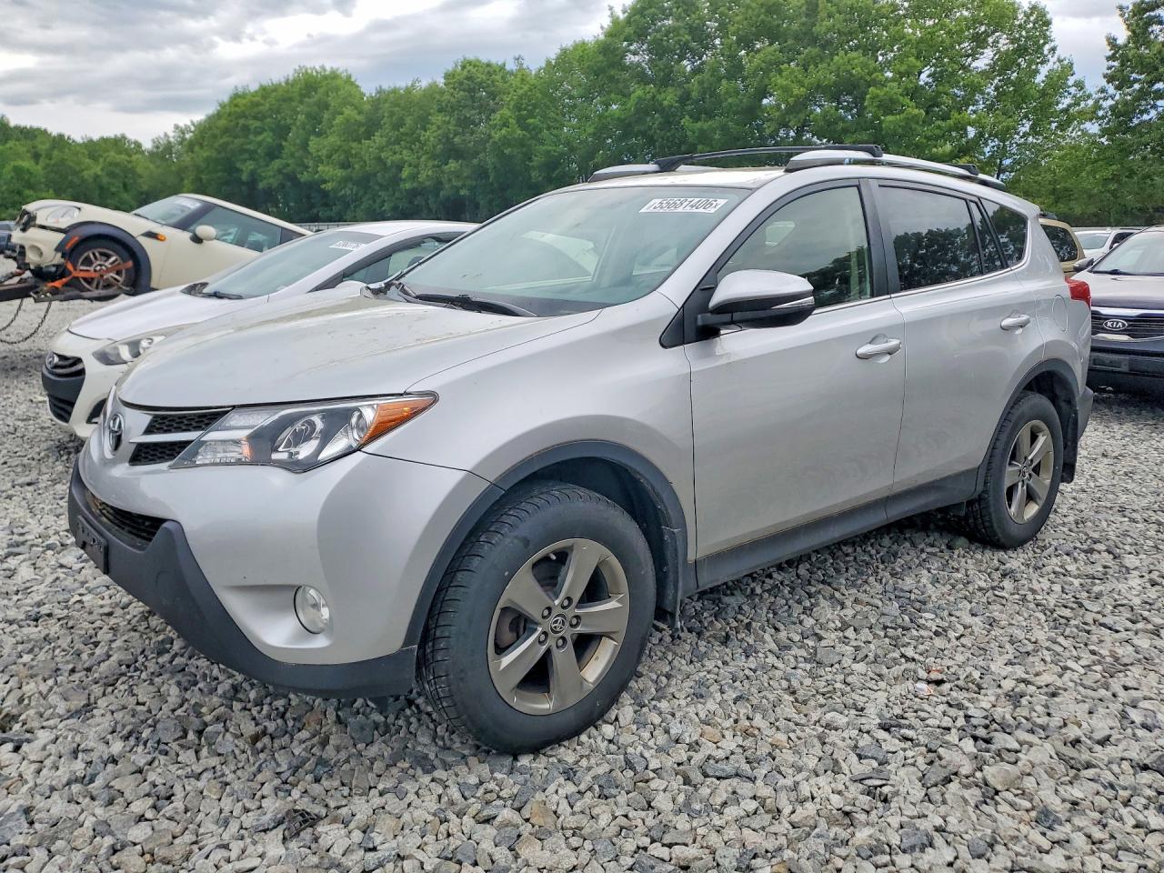 Salvage Toyota RAV4 Image