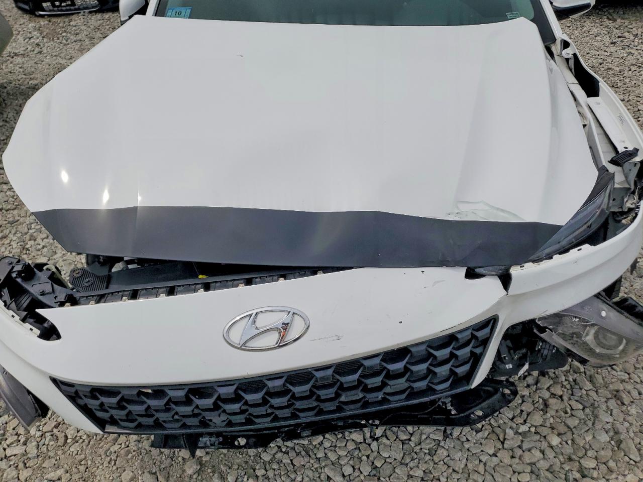 Hyundai KONA Sel