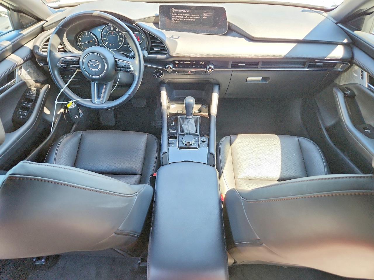 Mazda 3 Premium Plus