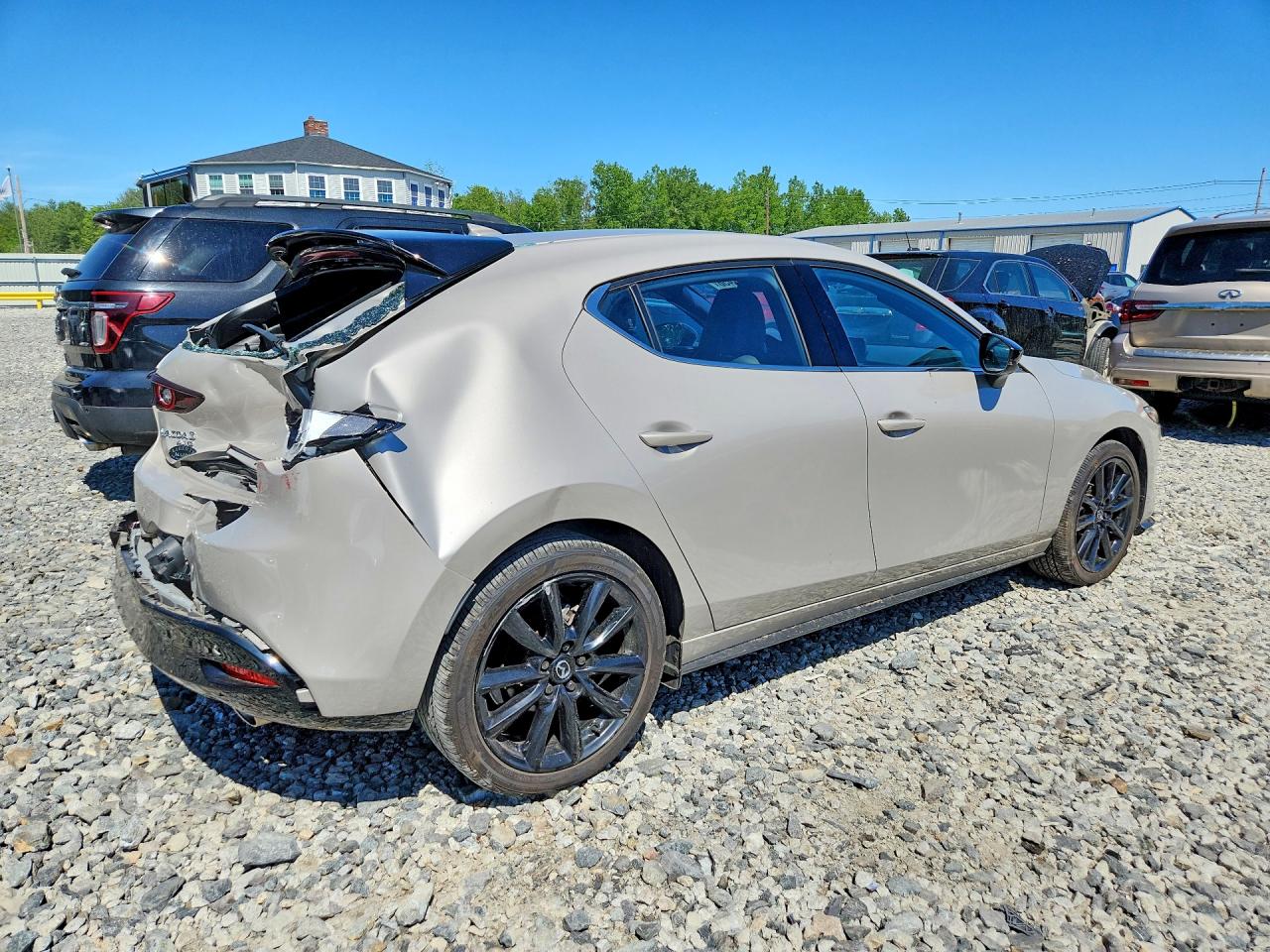 Mazda 3 Premium Plus