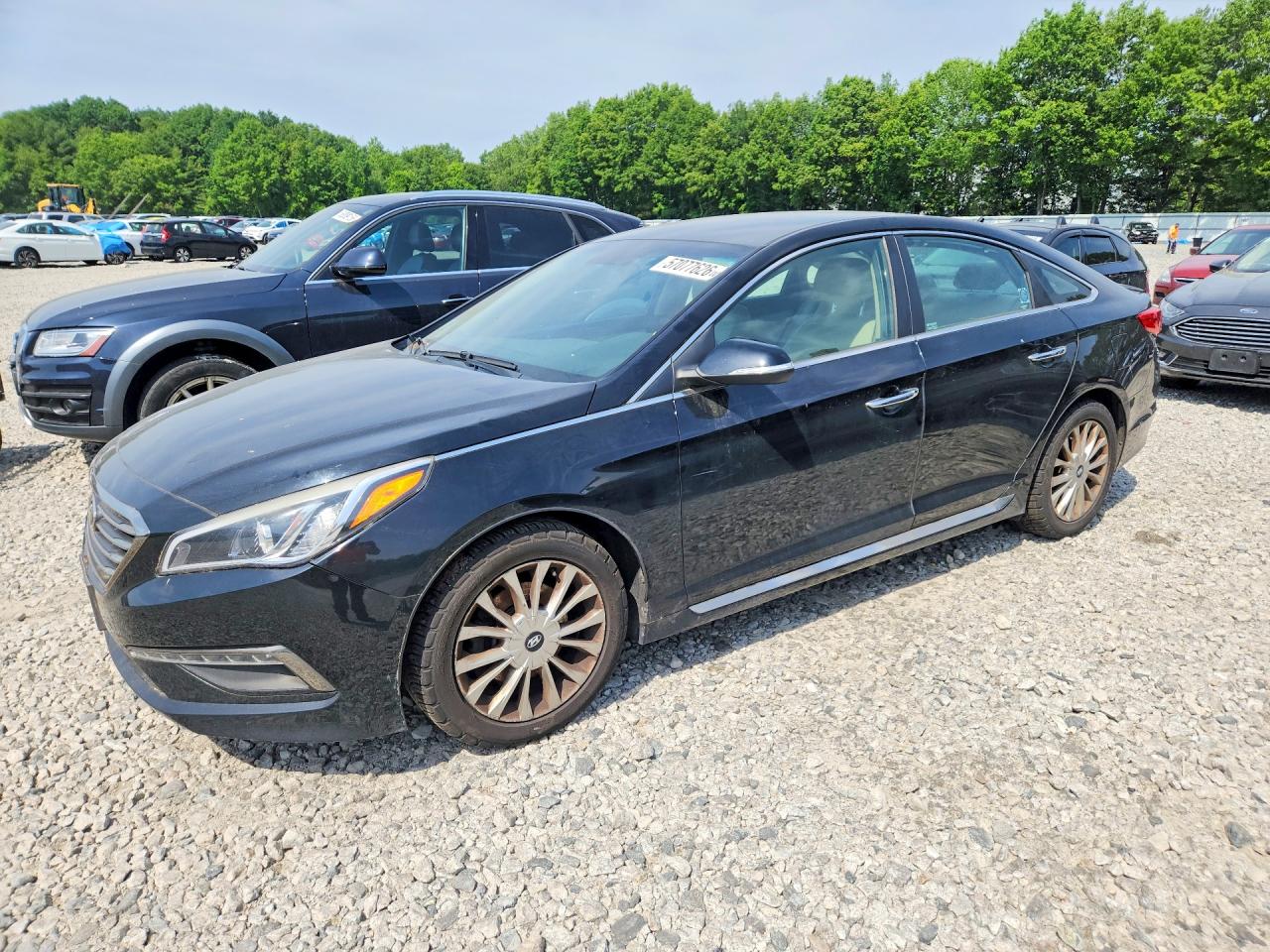 Salvage Hyundai SONATA Image