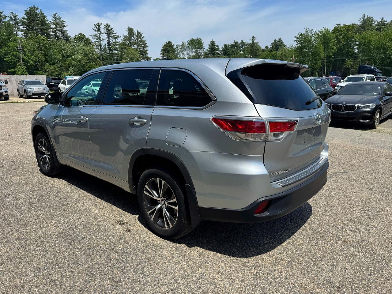 Toyota Highlander Le