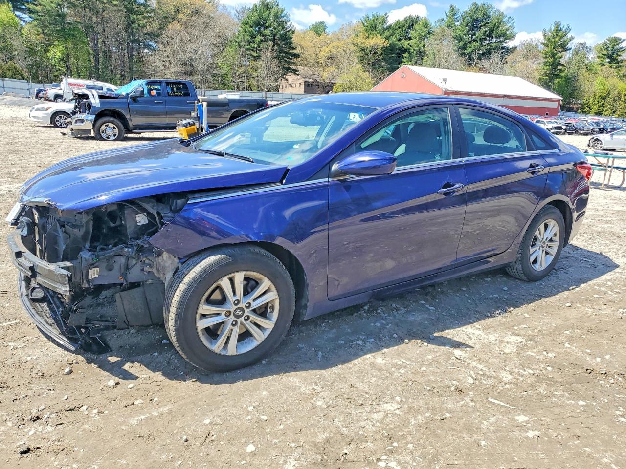 Salvage Hyundai SONATA Image