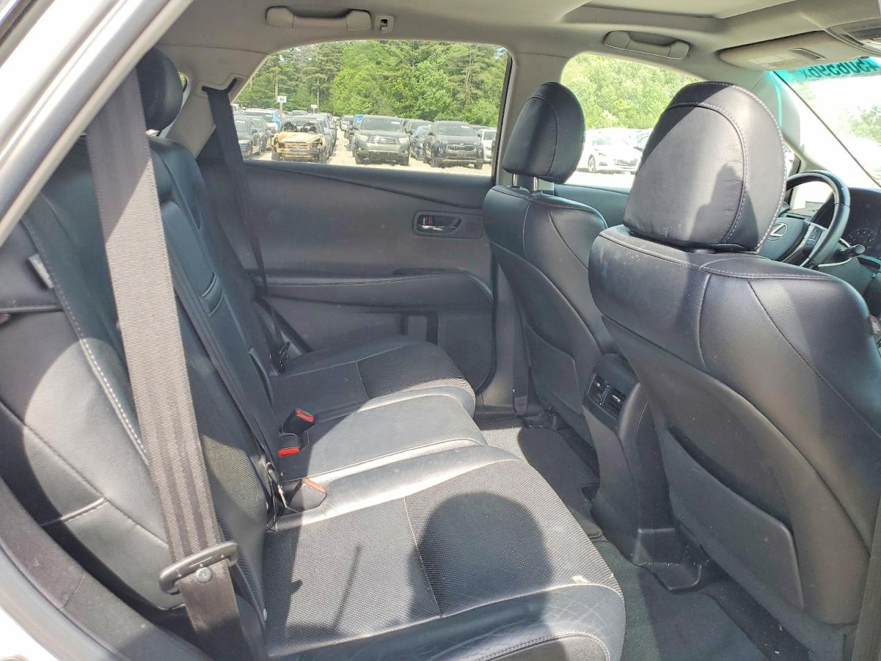Lexus RX Base
