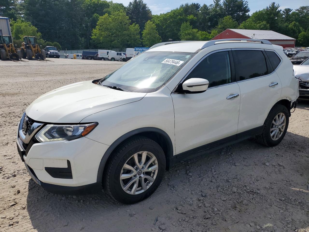 Salvage Nissan Rogue Image