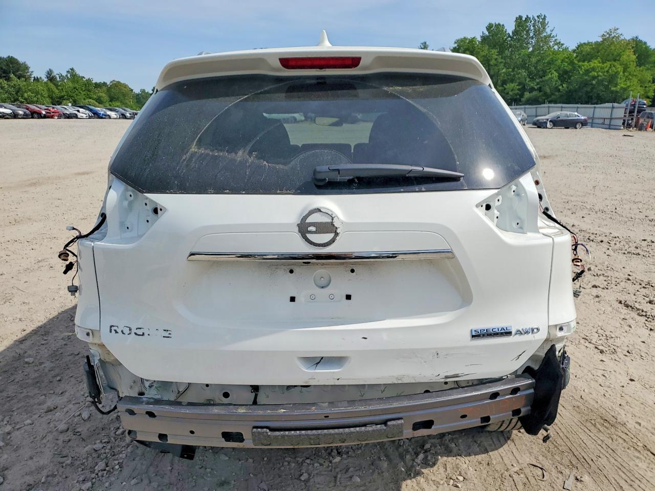 Nissan Rogue S