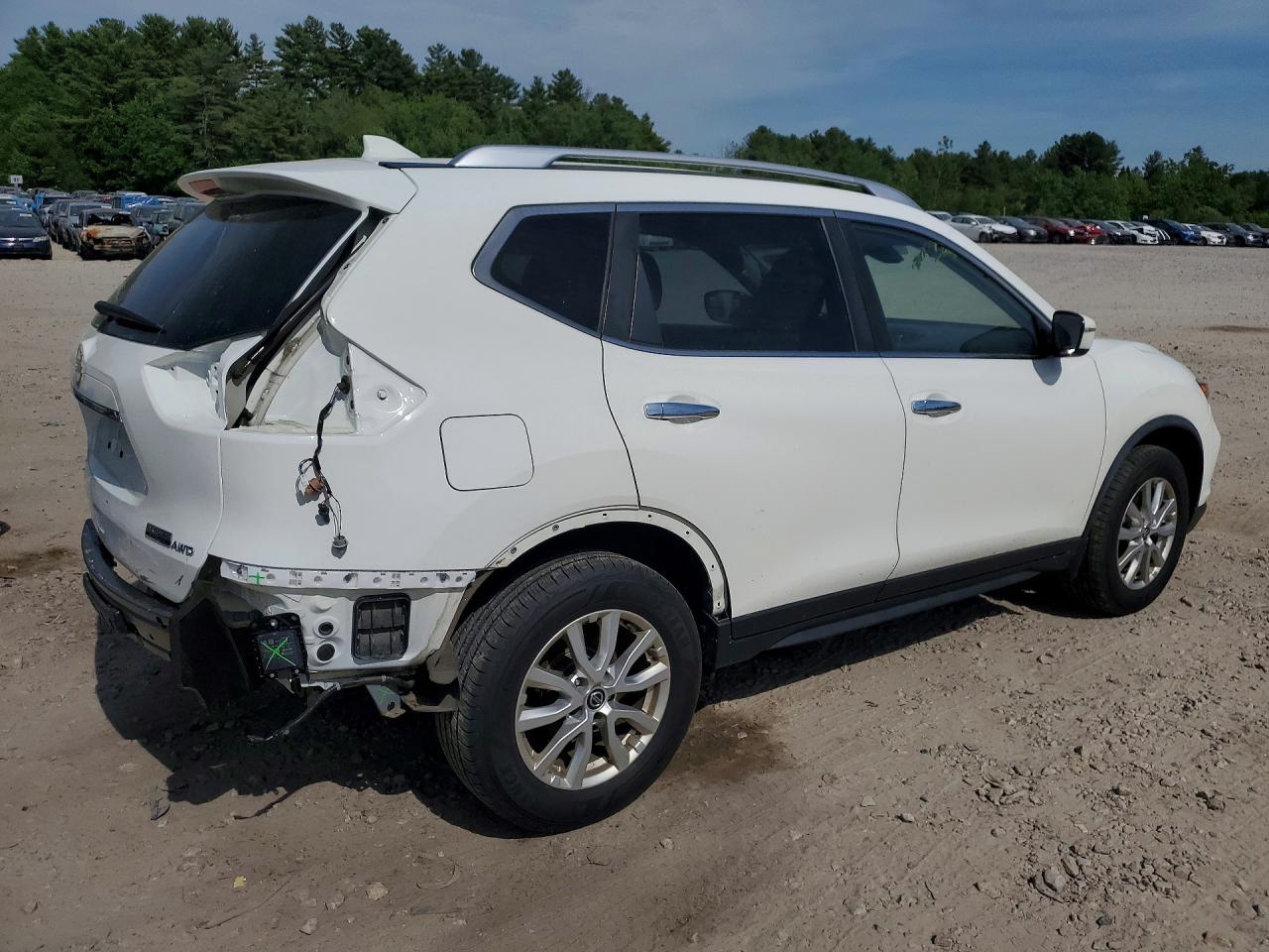 Nissan Rogue S