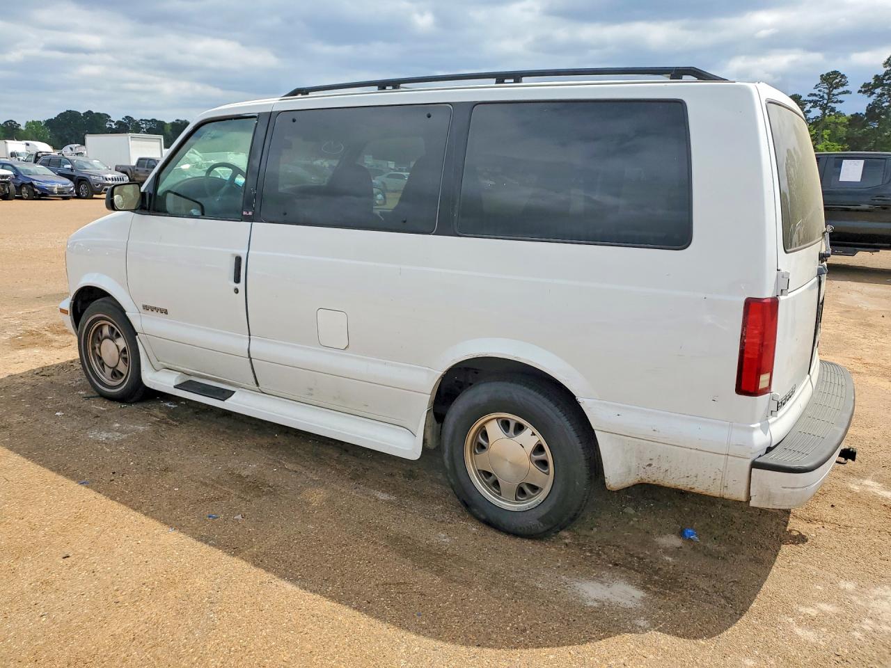 GMC Safari Xt