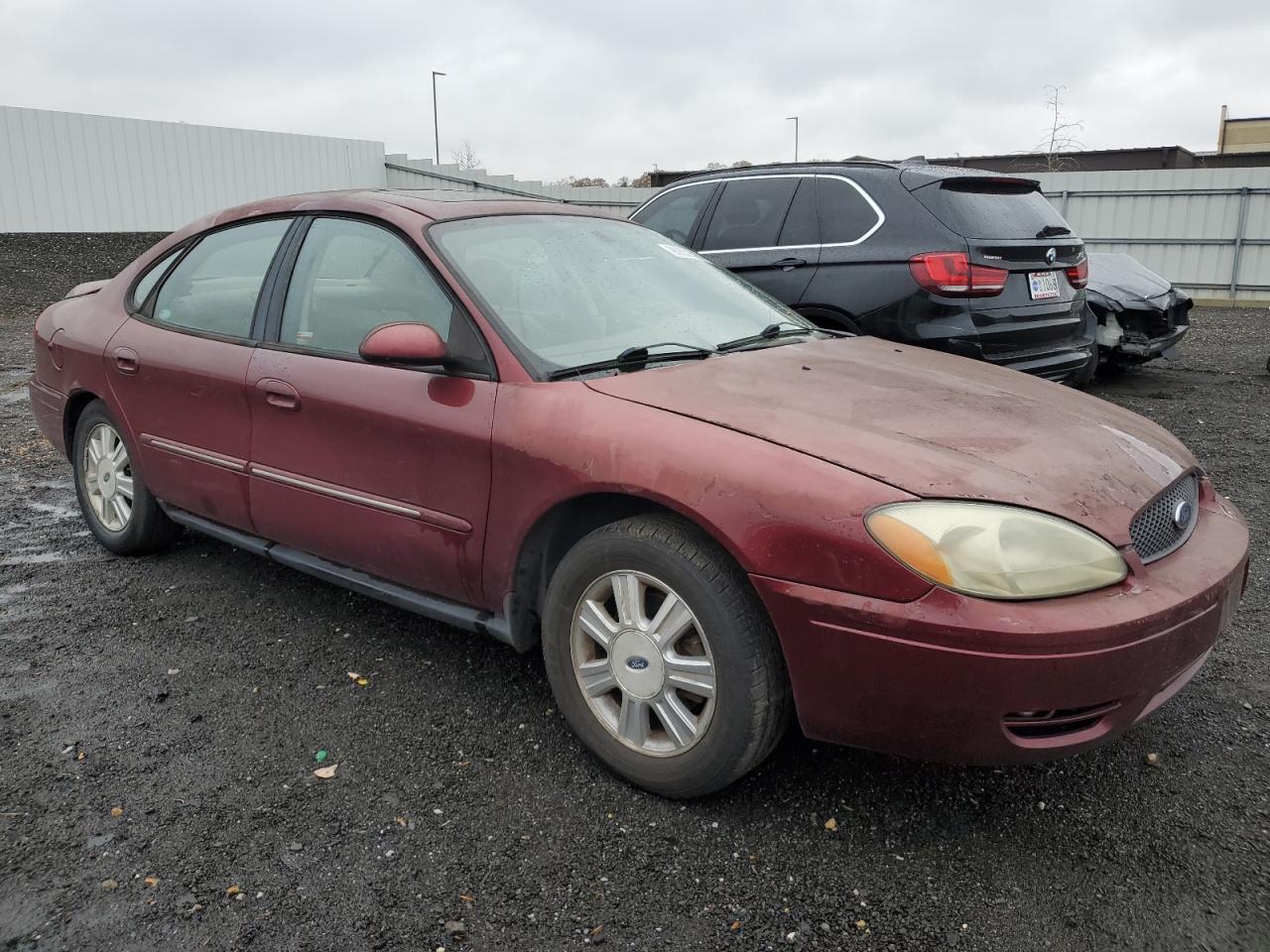 Ford Taurus Sel