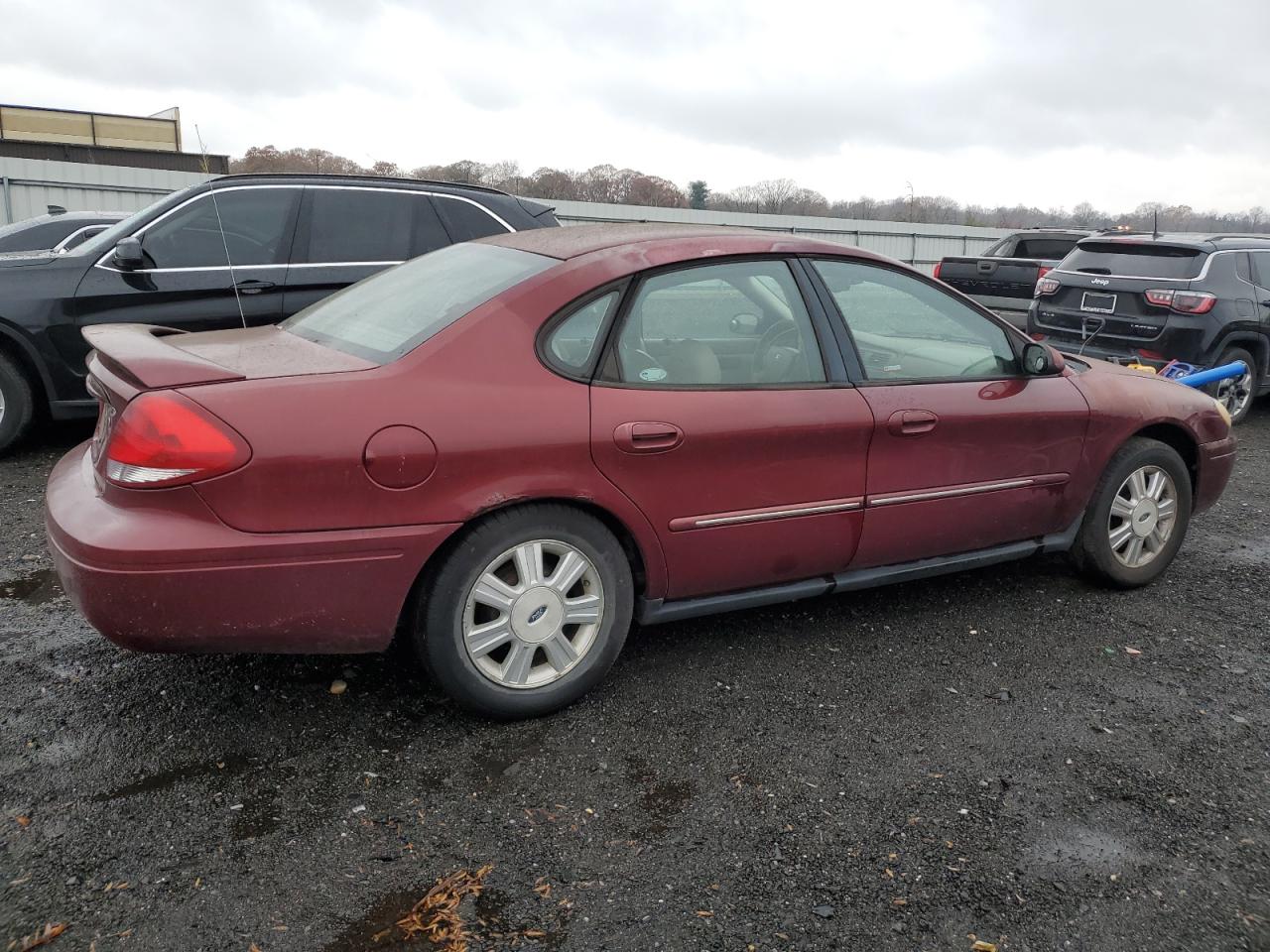 Ford Taurus Sel