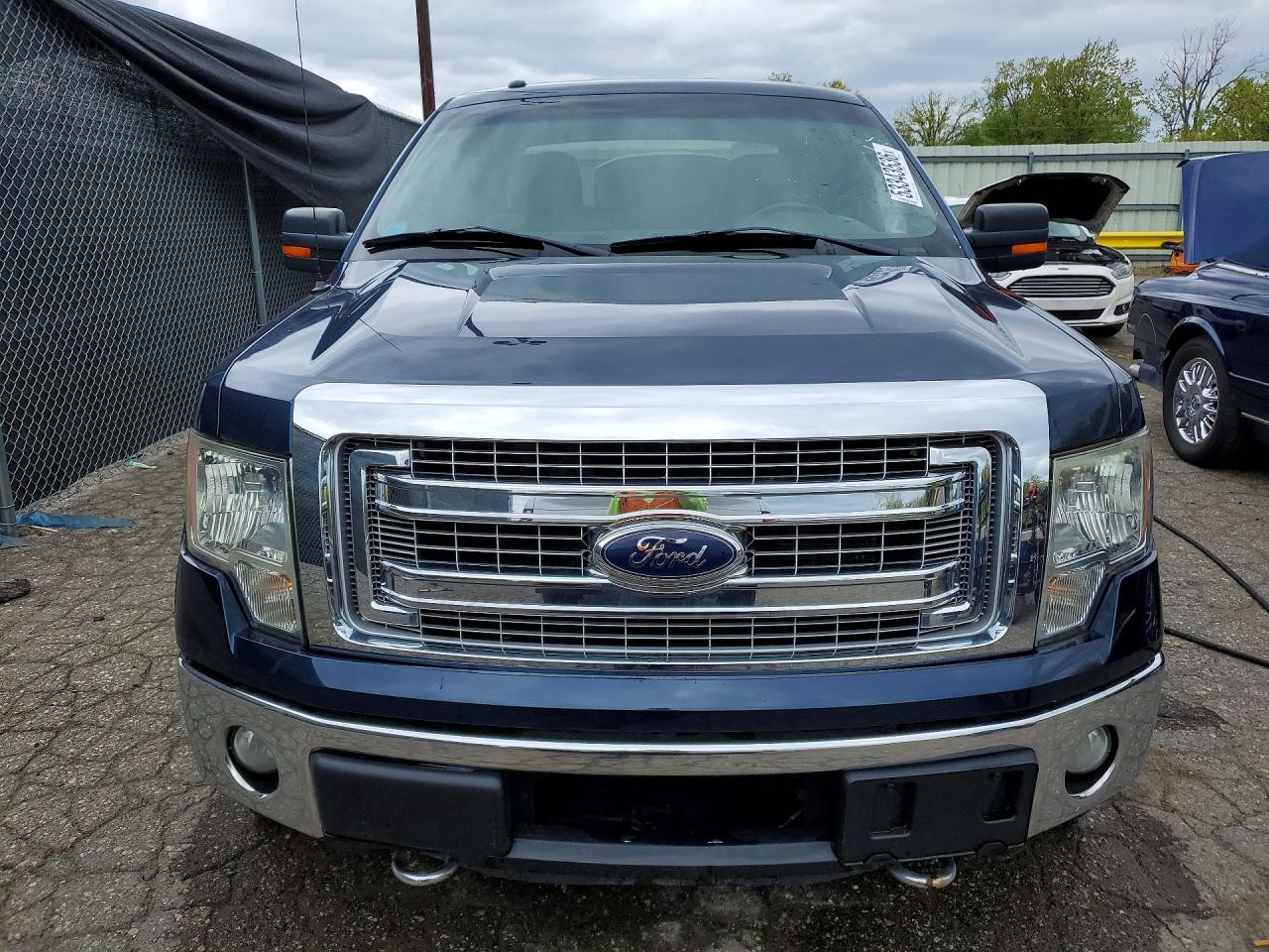 Ford F-150 Super Cab