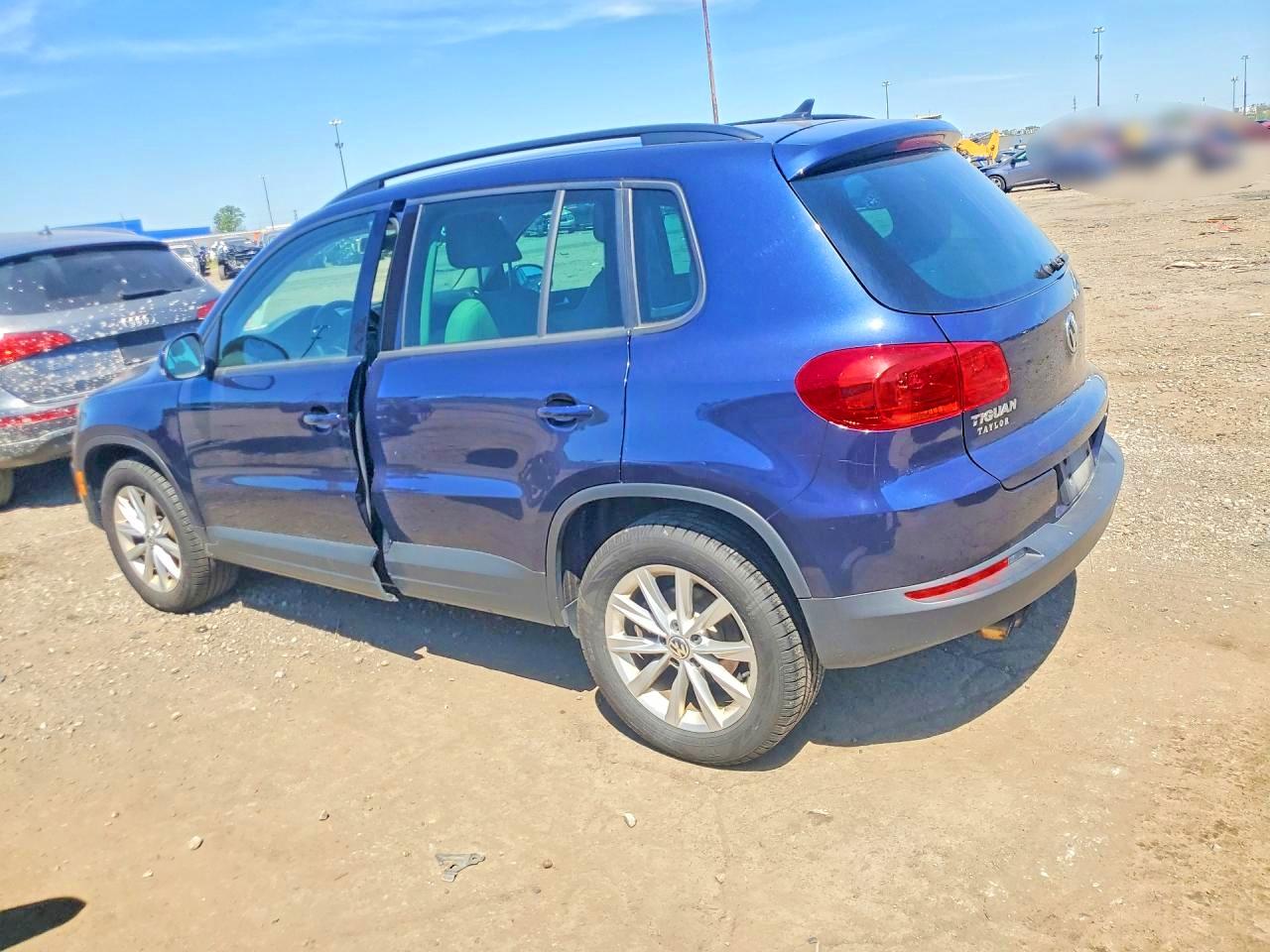 Volkswagen Tiguan S