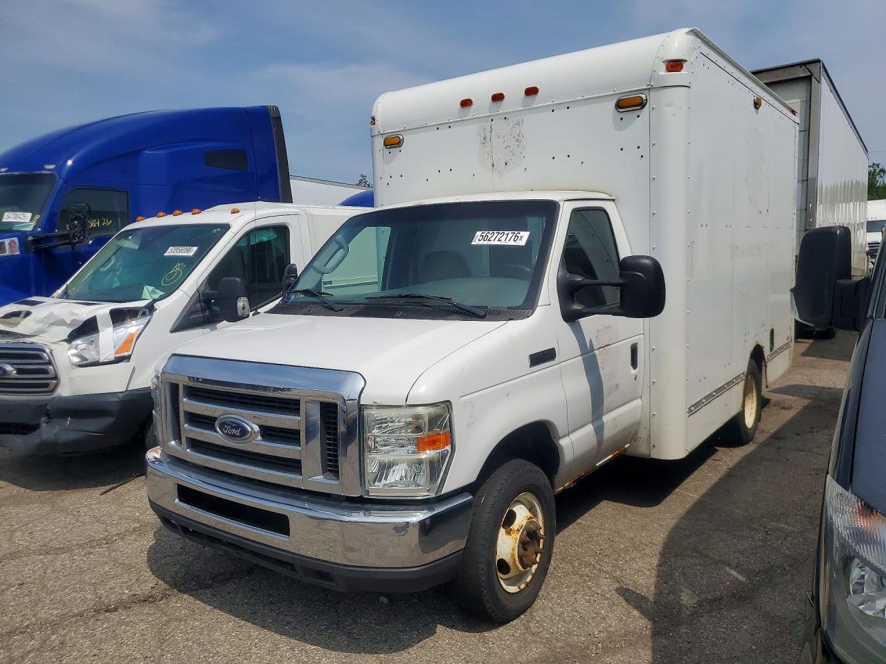 Salvage Ford Econoline Image