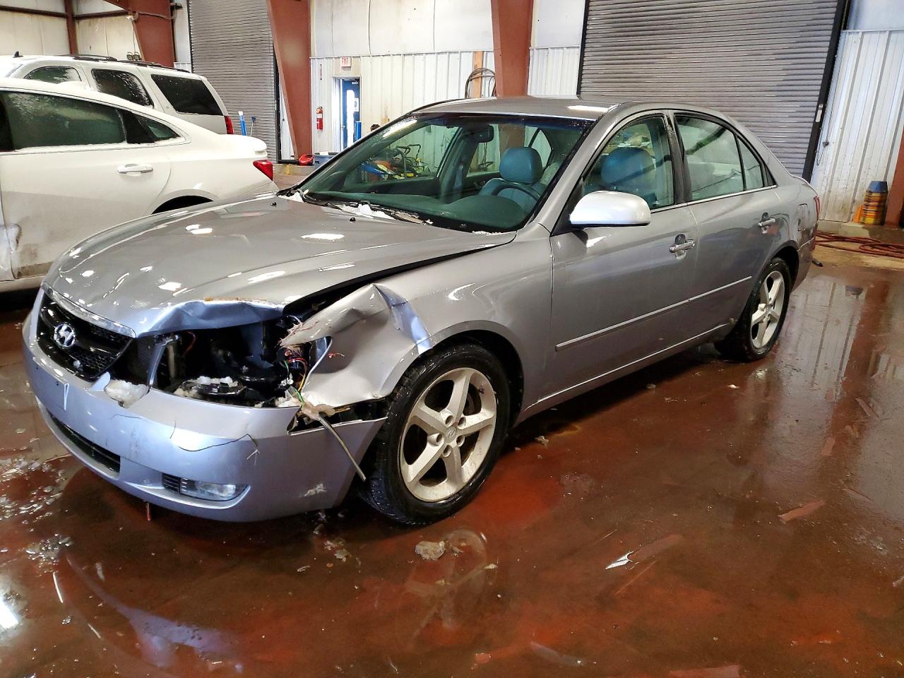 Salvage Hyundai SONATA Image