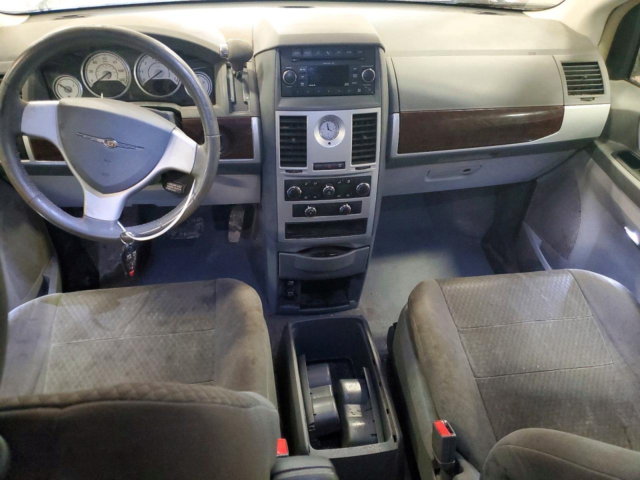 Chrysler Minivan Touring