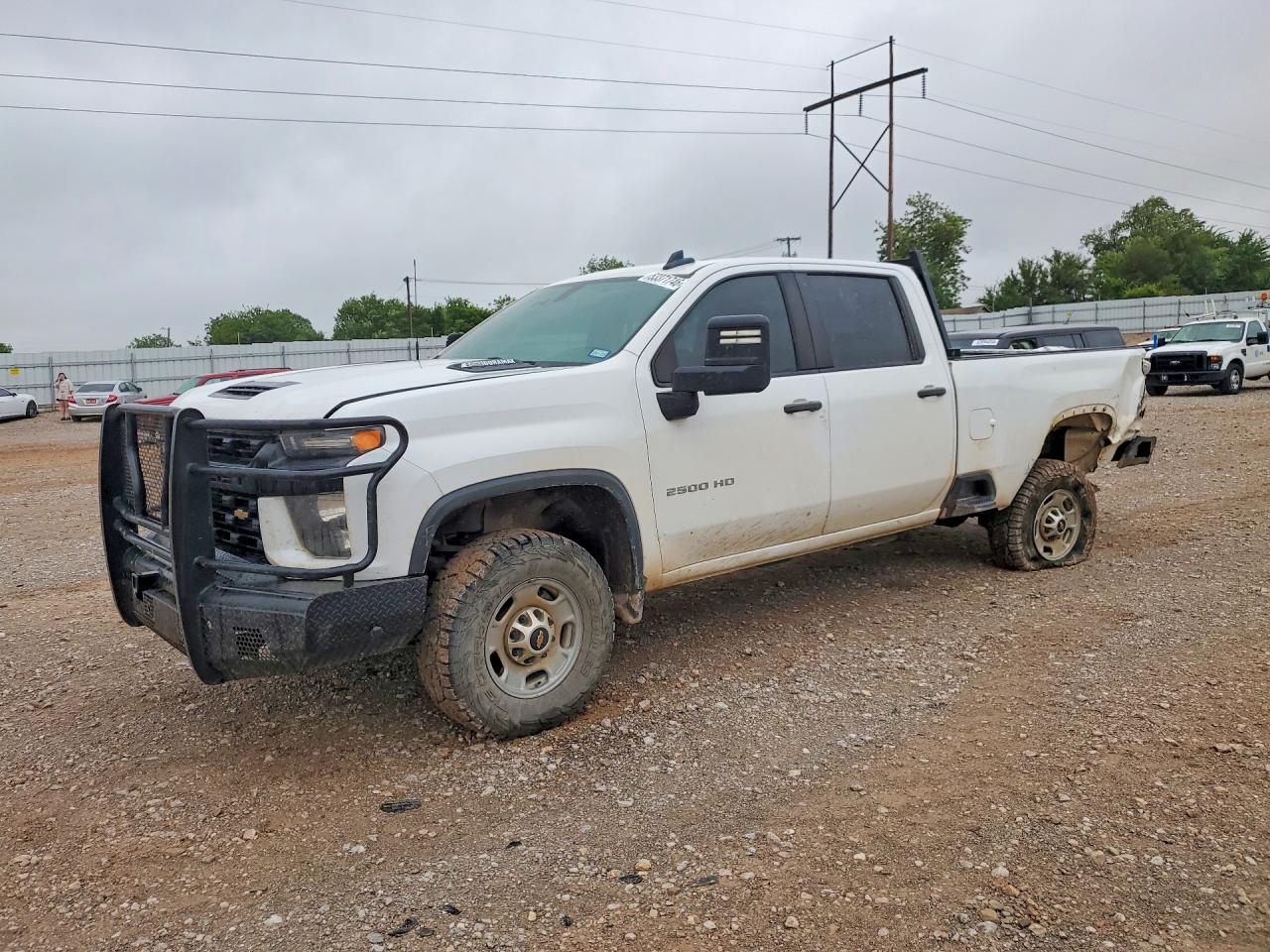 Salvage Chevrolet Silverado Image