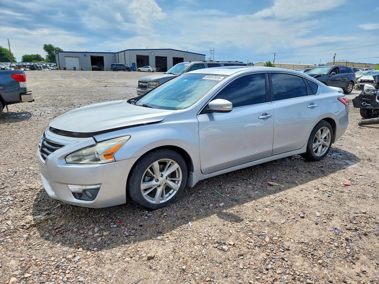 Salvage Nissan Altima Image