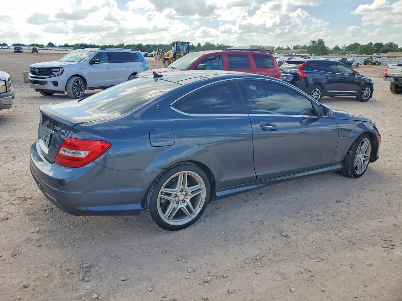 Mercedes-Benz C-Class 250