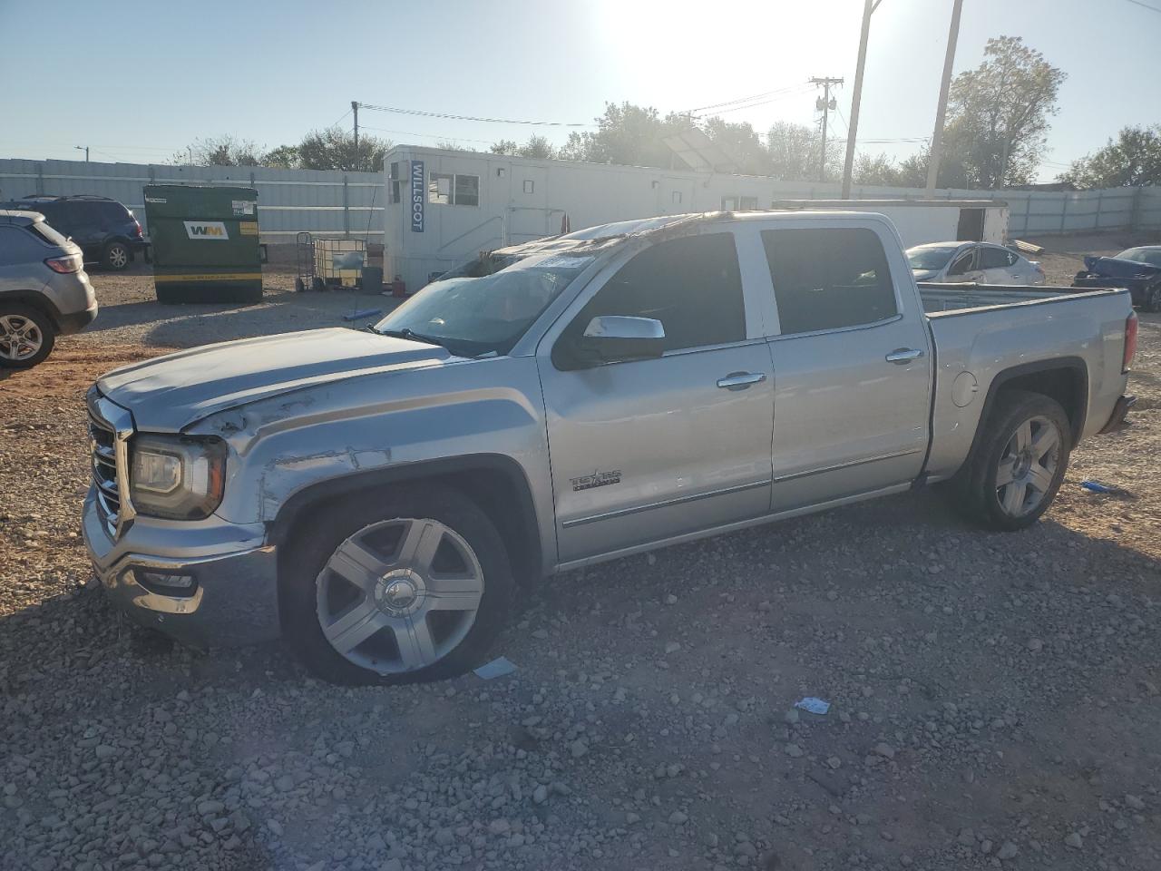 Salvage GMC Sierra Image