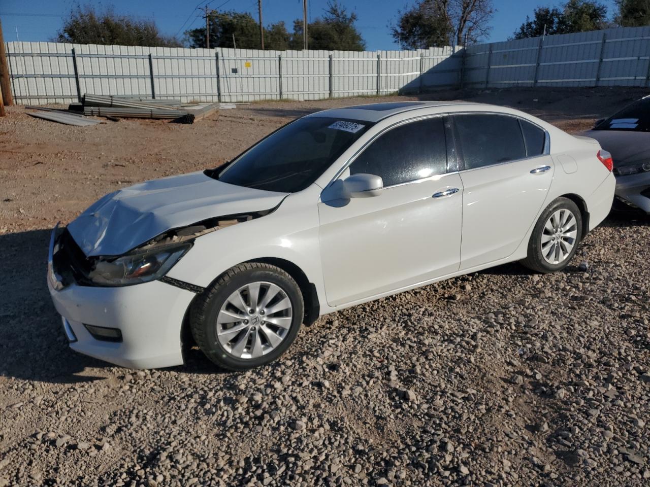 Salvage Honda Accord Image