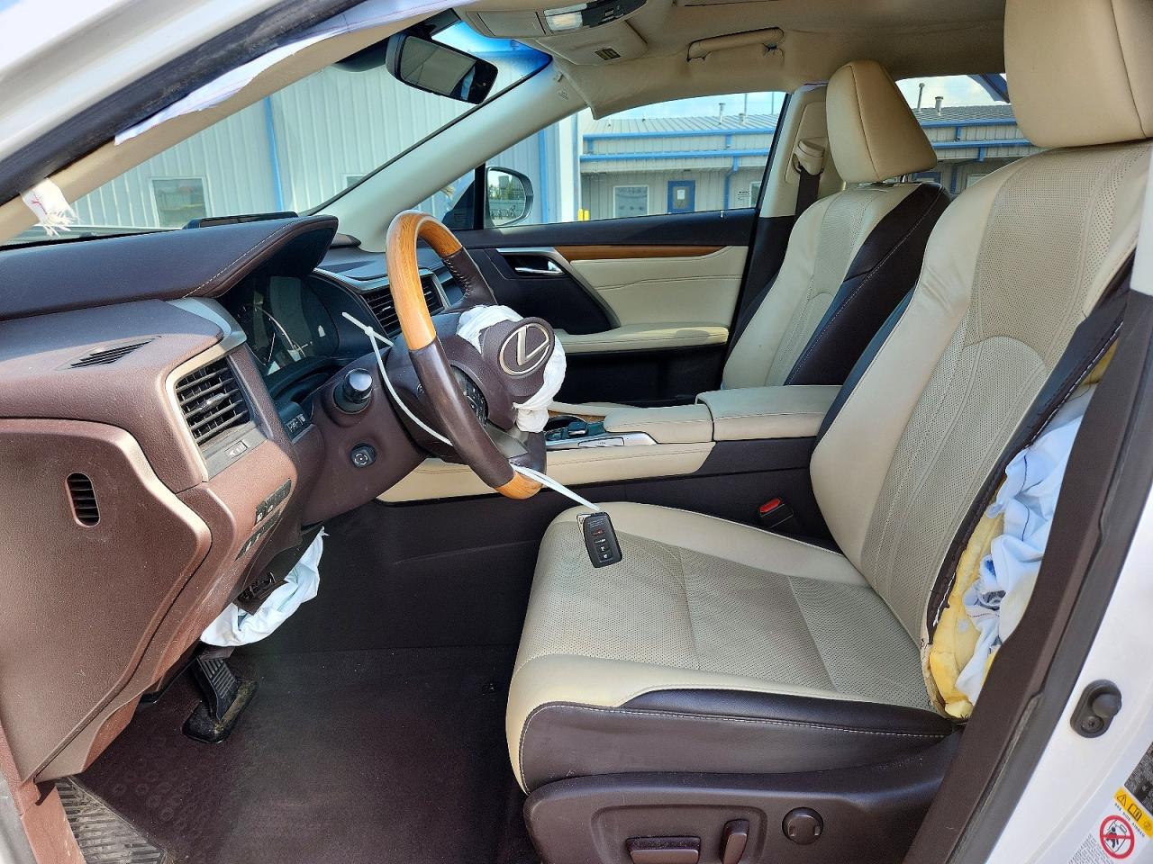 Lexus RX Base