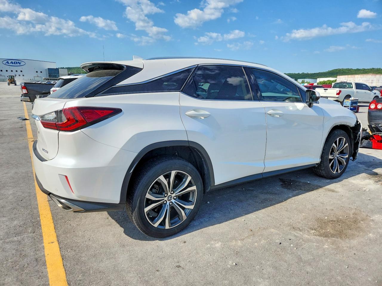 Lexus RX Base