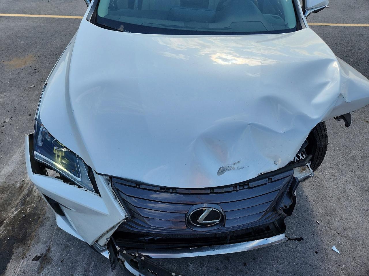 Lexus RX Base