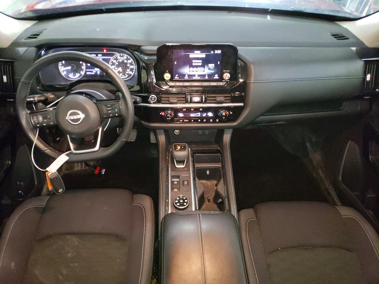 Nissan Pathfinder Sv