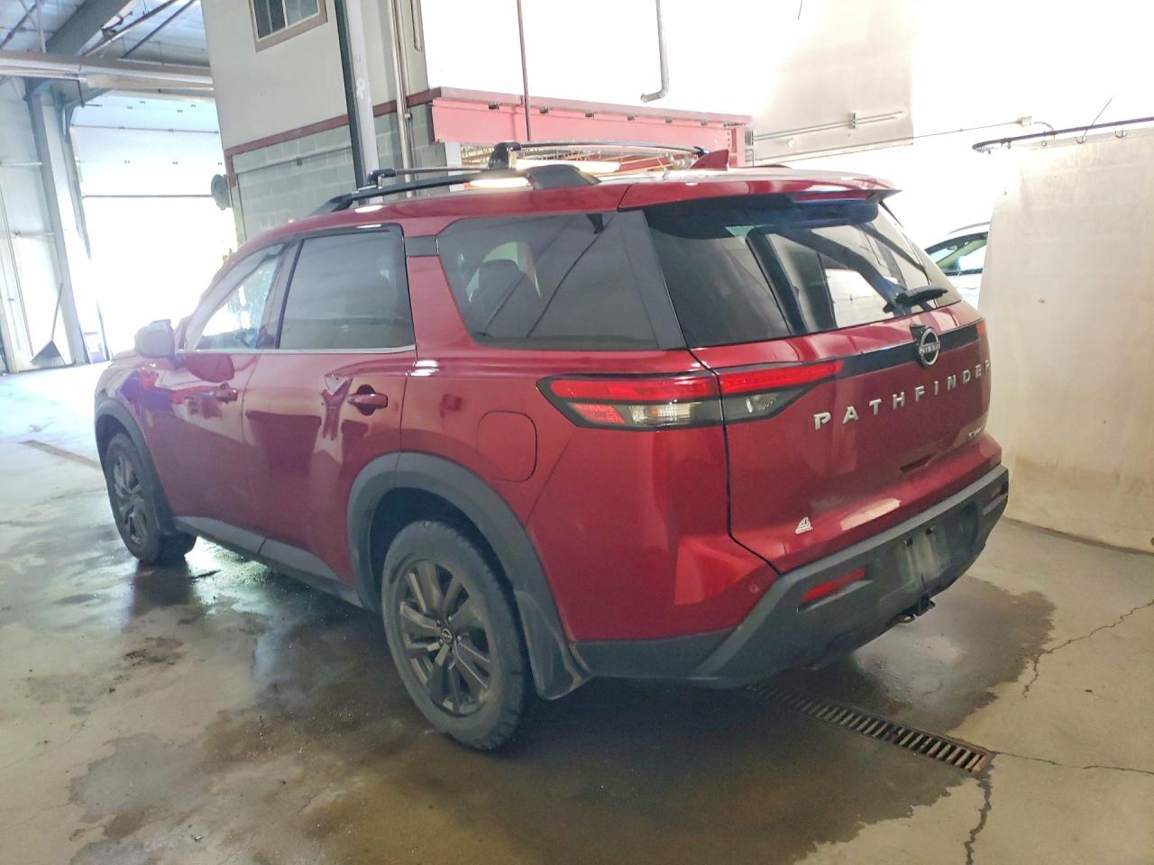 Nissan Pathfinder Sv