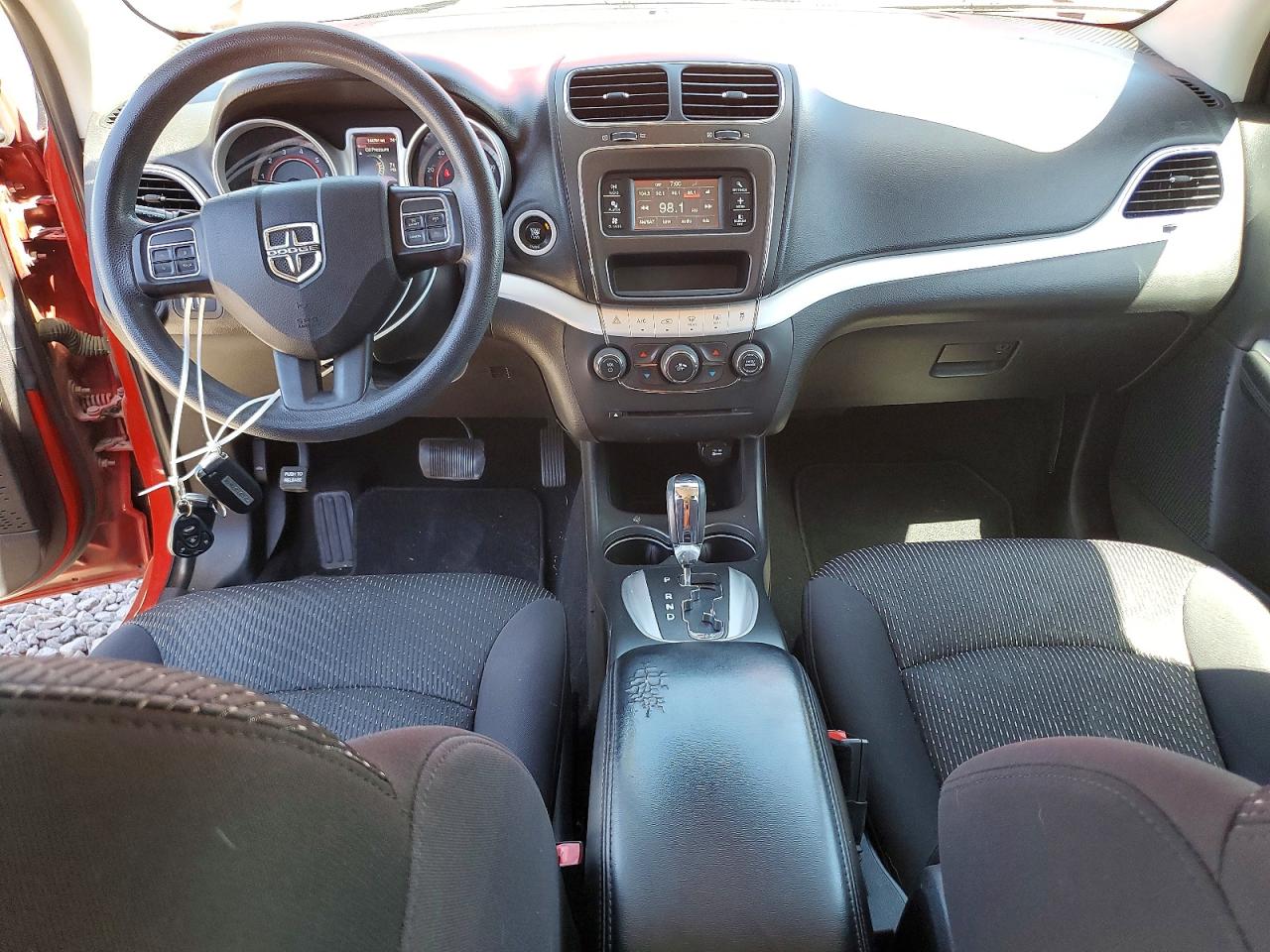 Dodge Journey Sxt