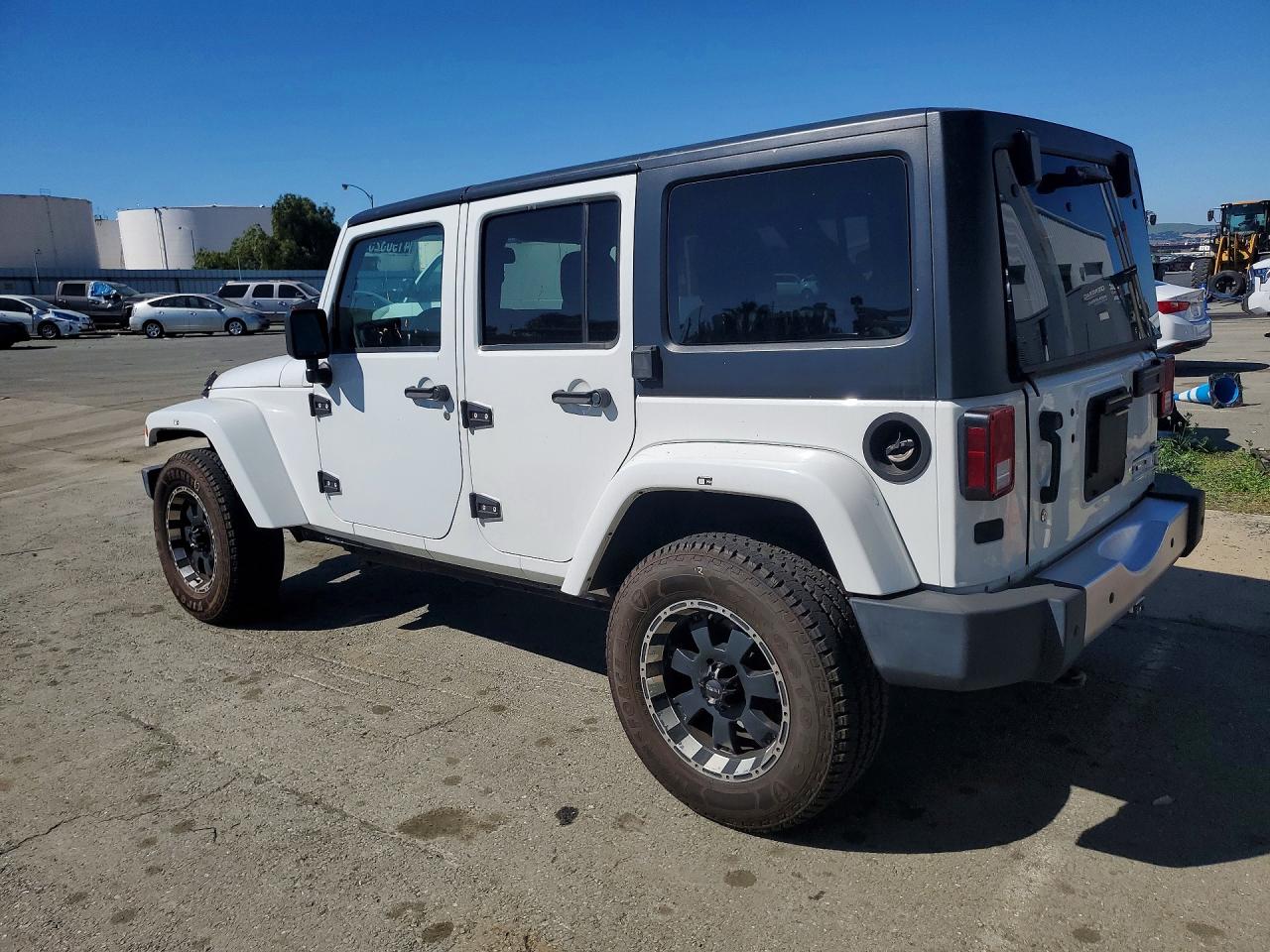 Jeep Wrangler Sahara