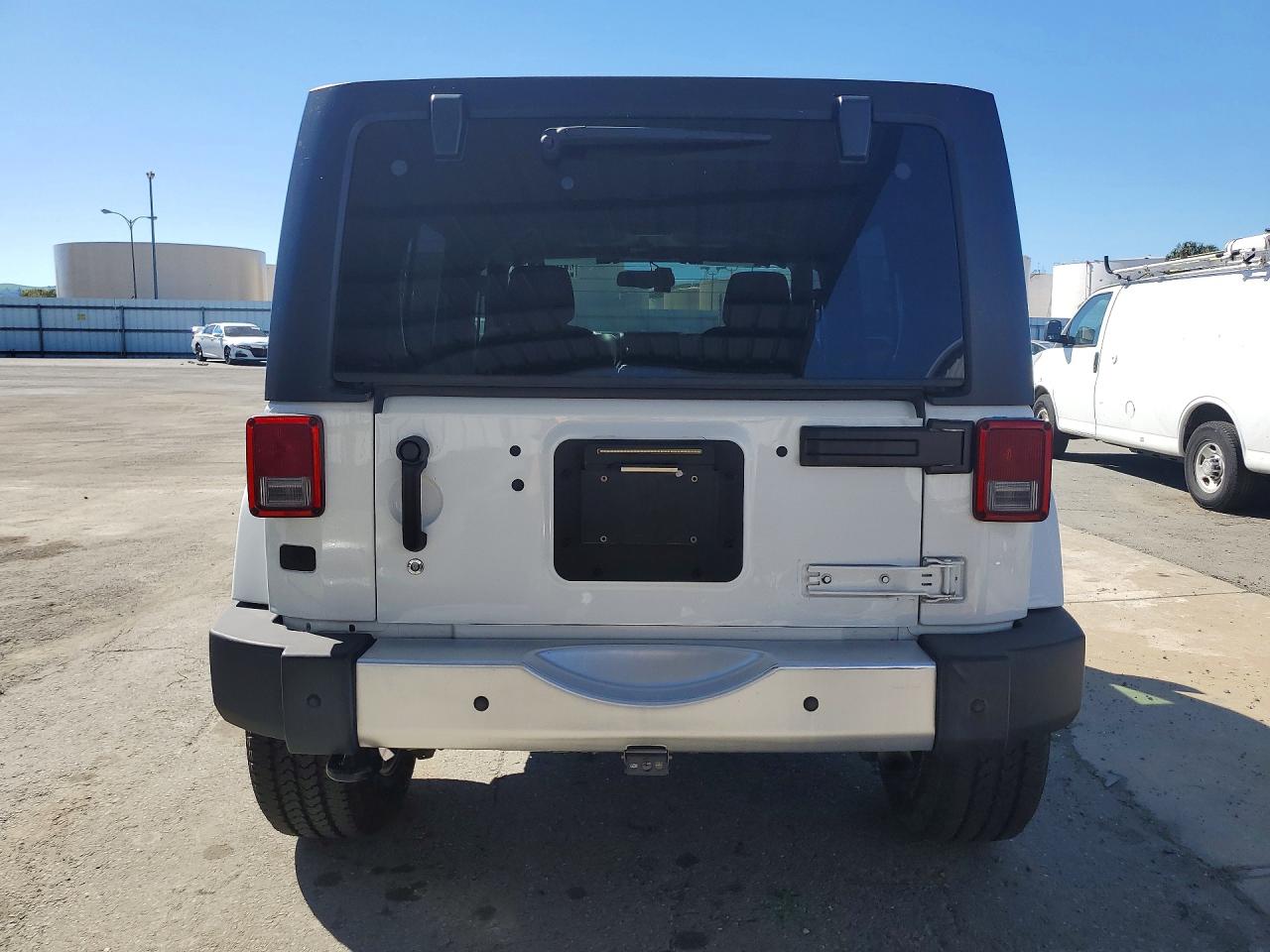 Jeep Wrangler Sahara