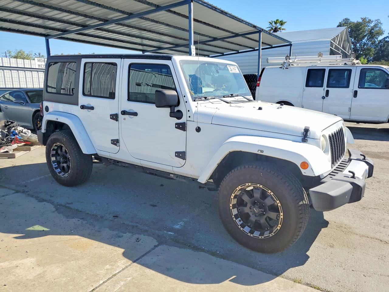 Jeep Wrangler Sahara