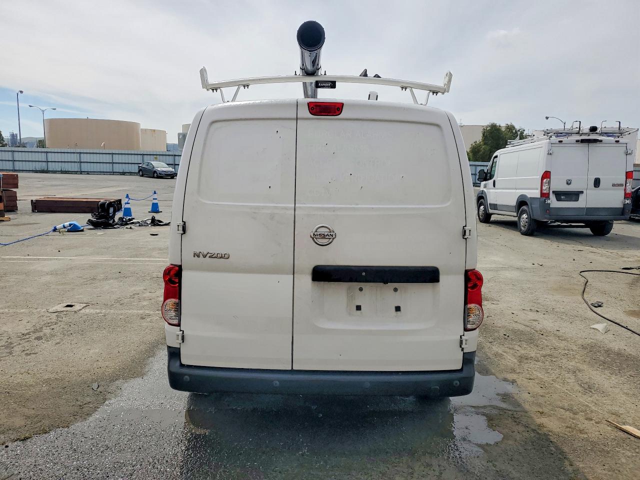 Nissan Nv S