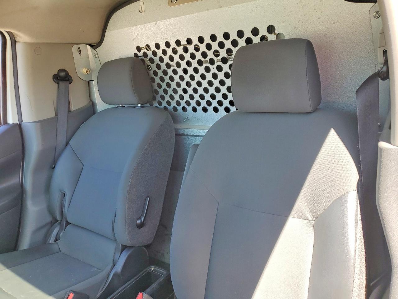 Nissan Nv S