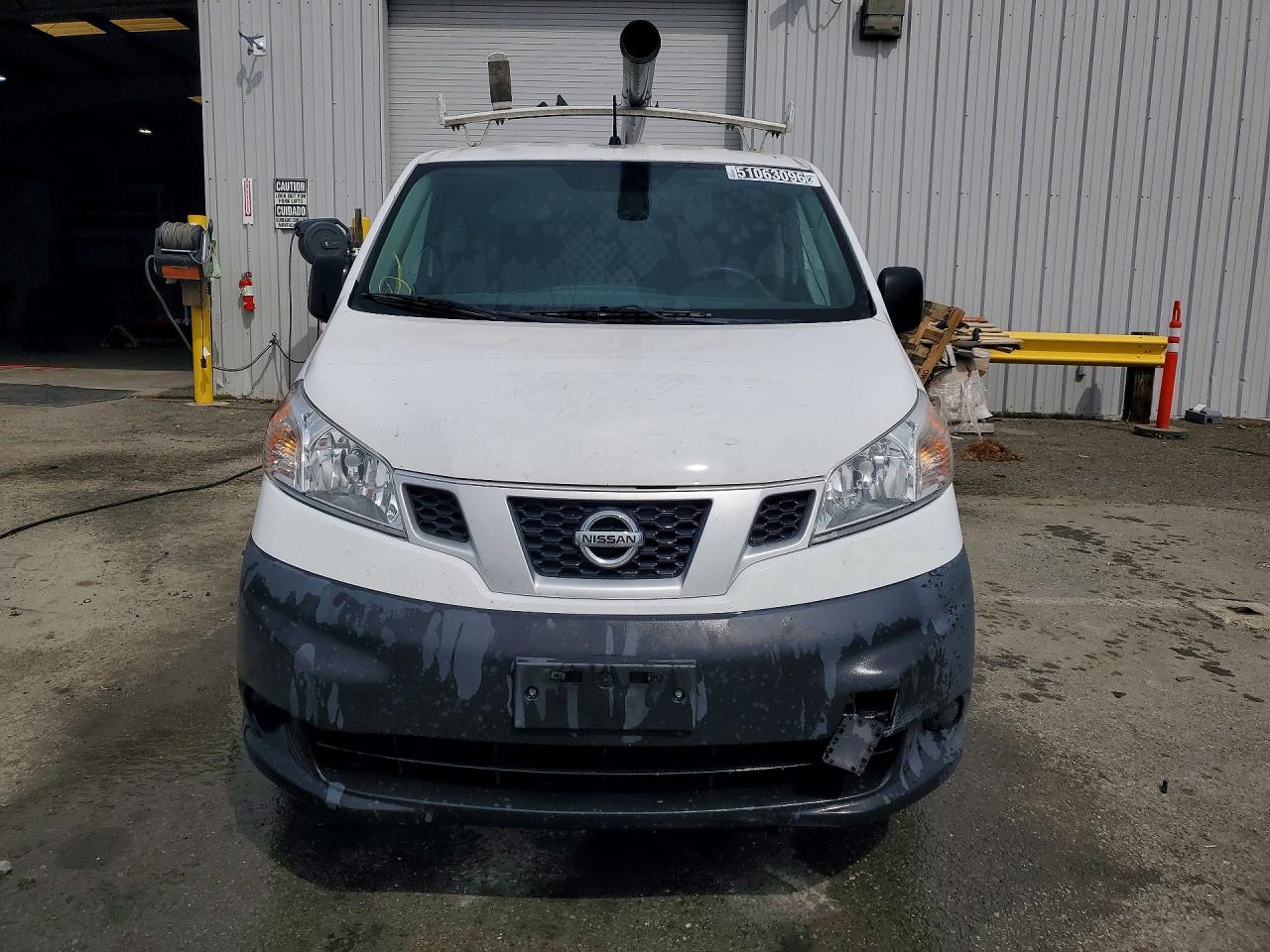 Nissan Nv S
