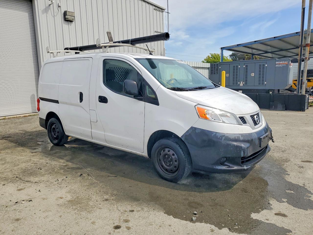 Nissan Nv S