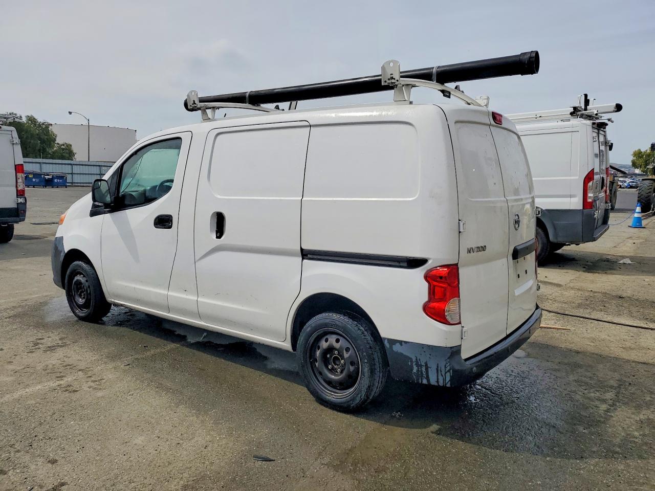 Nissan Nv S