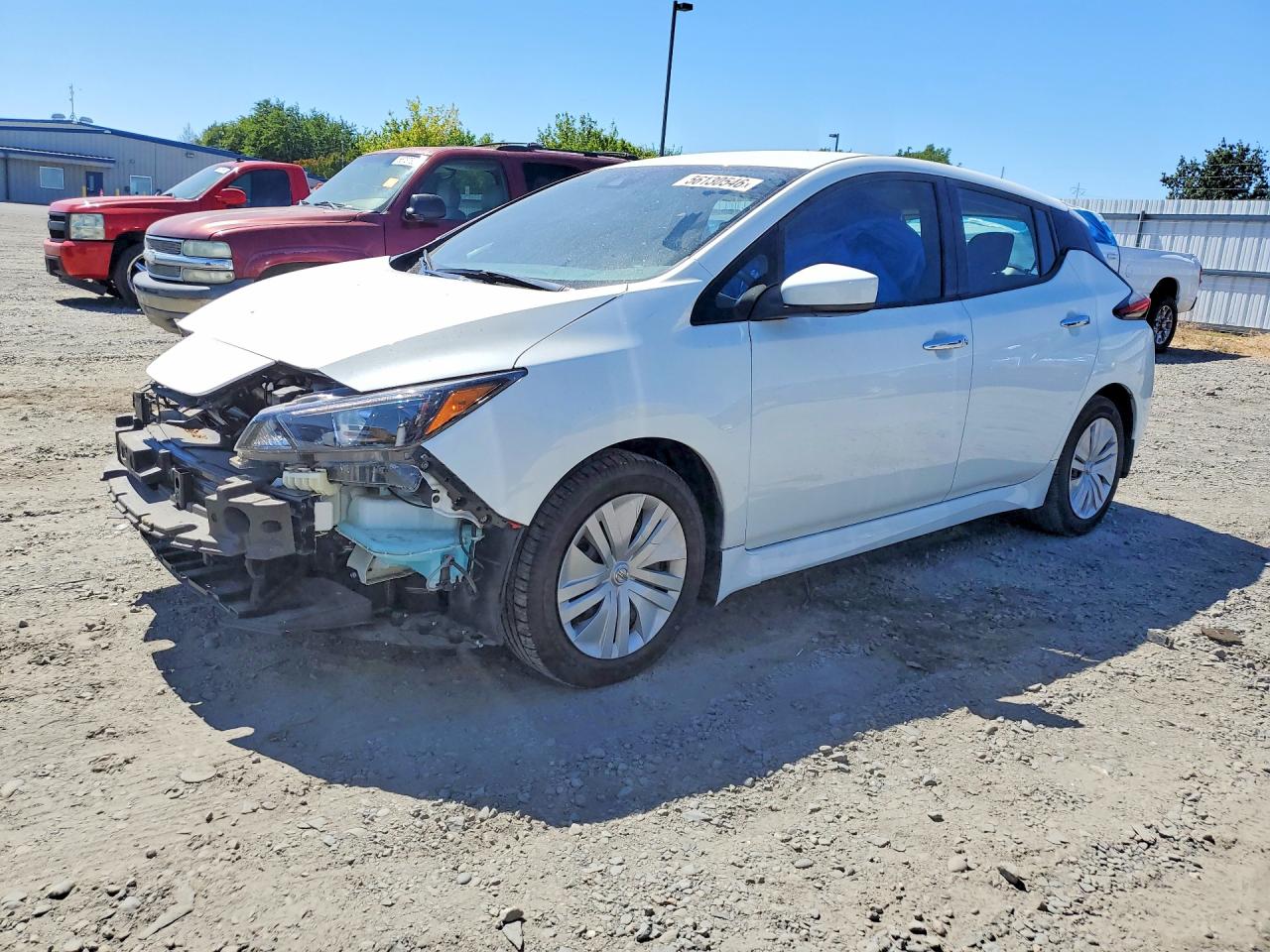 Salvage Nissan LEAF Image