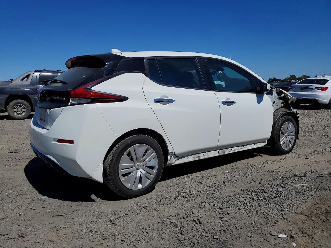 Nissan LEAF S