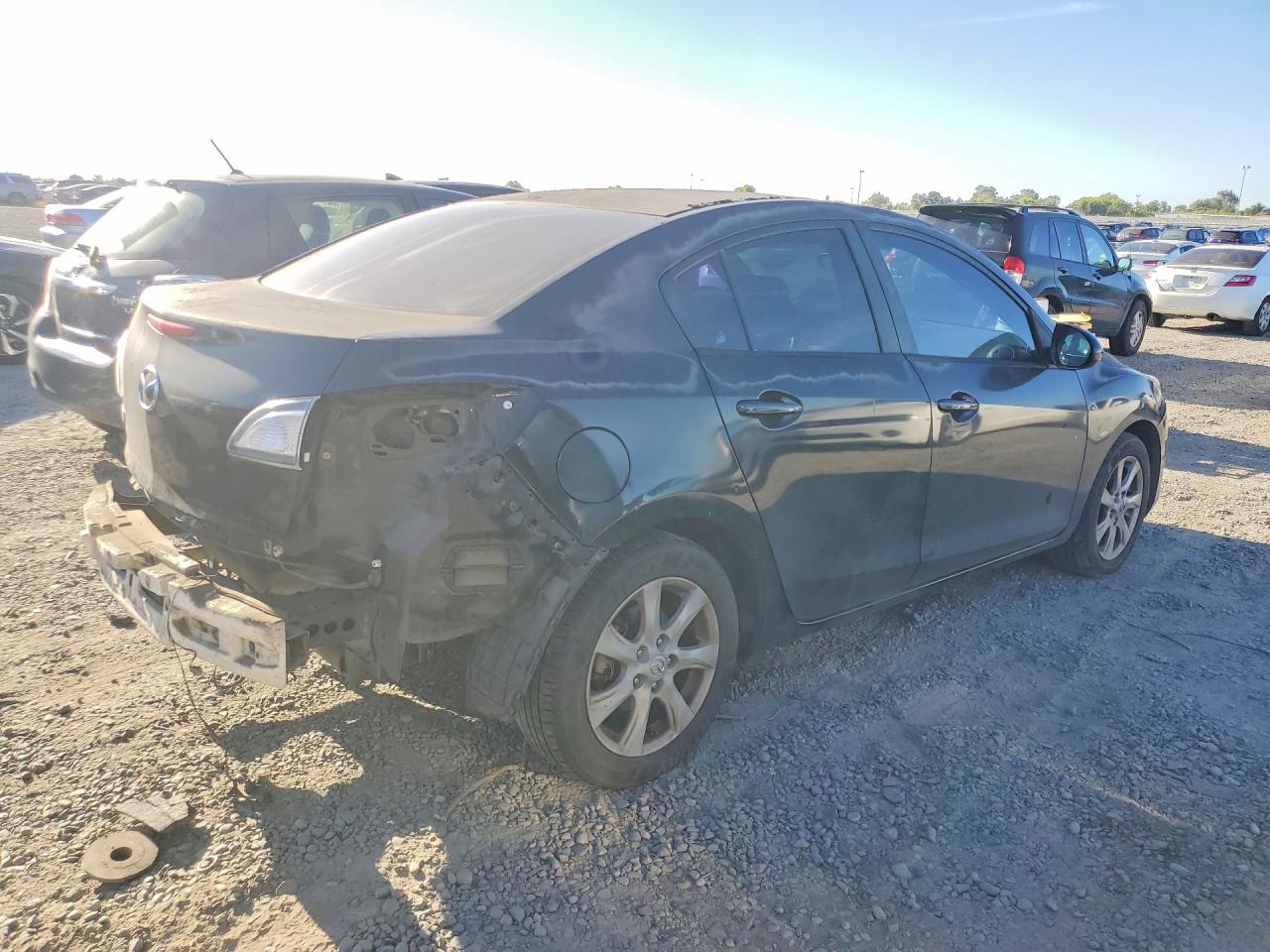 Mazda 3 I