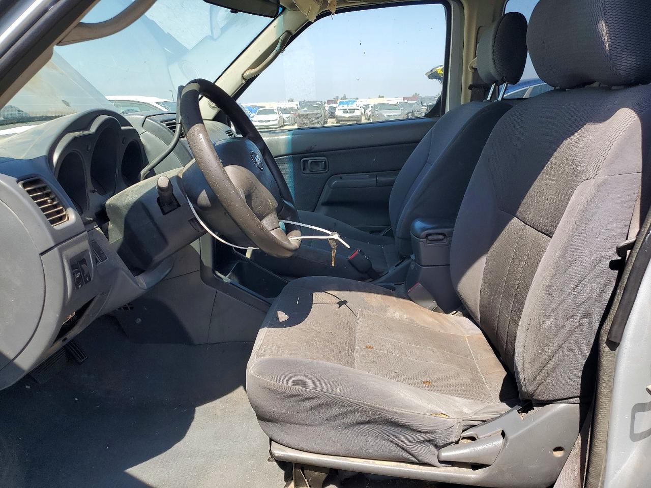 Nissan Frontier King Cab Xe