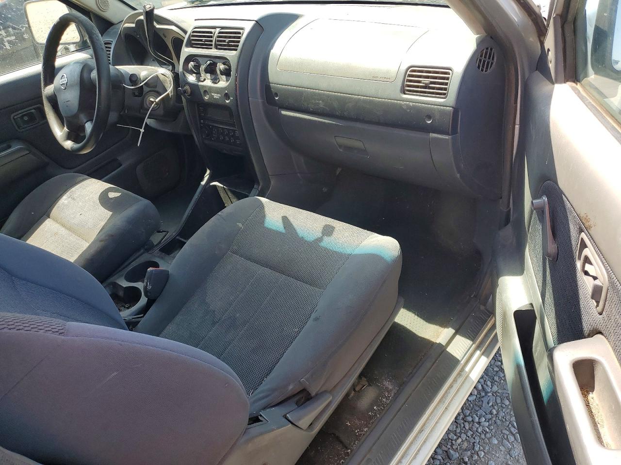 Nissan Frontier King Cab Xe