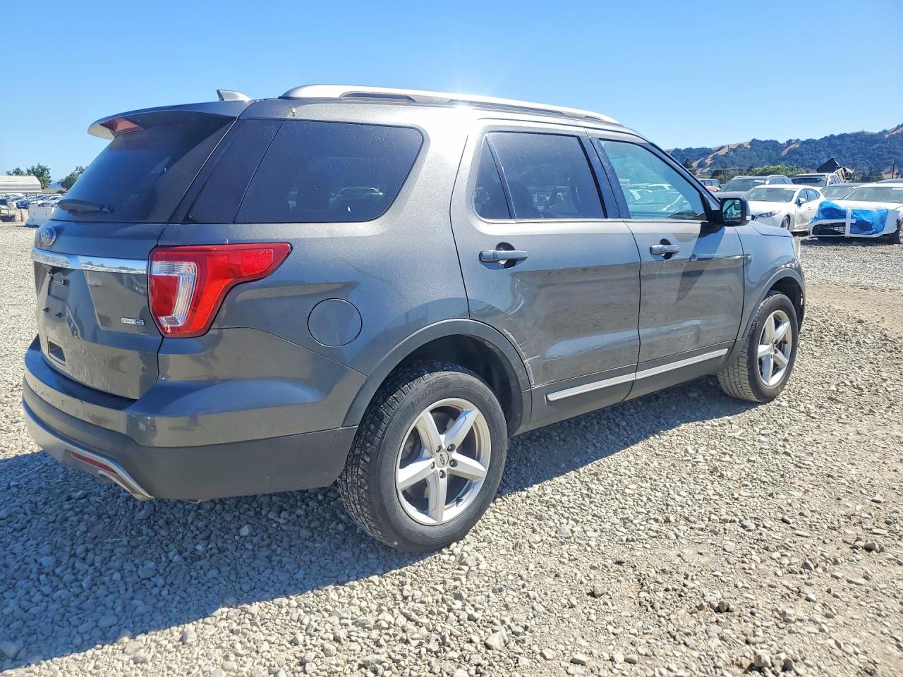 Ford Explorer Xlt