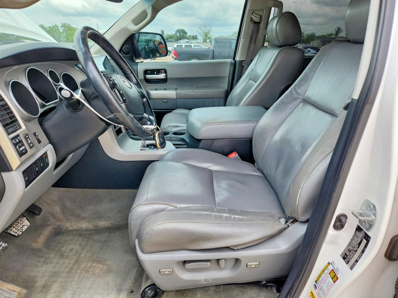 Toyota Sequoia Limited