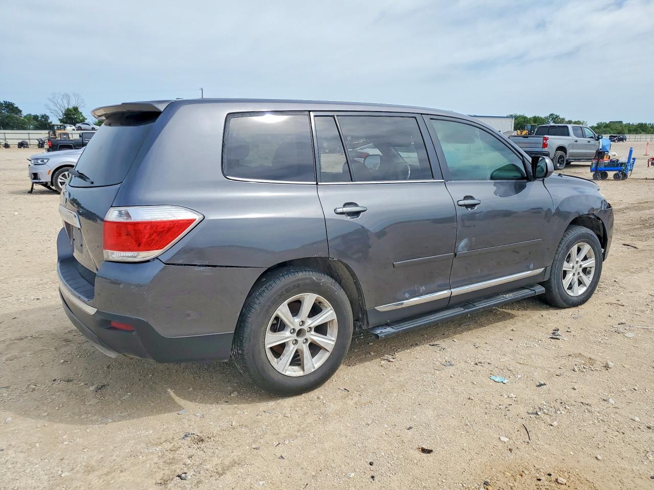 Toyota Highlander Base