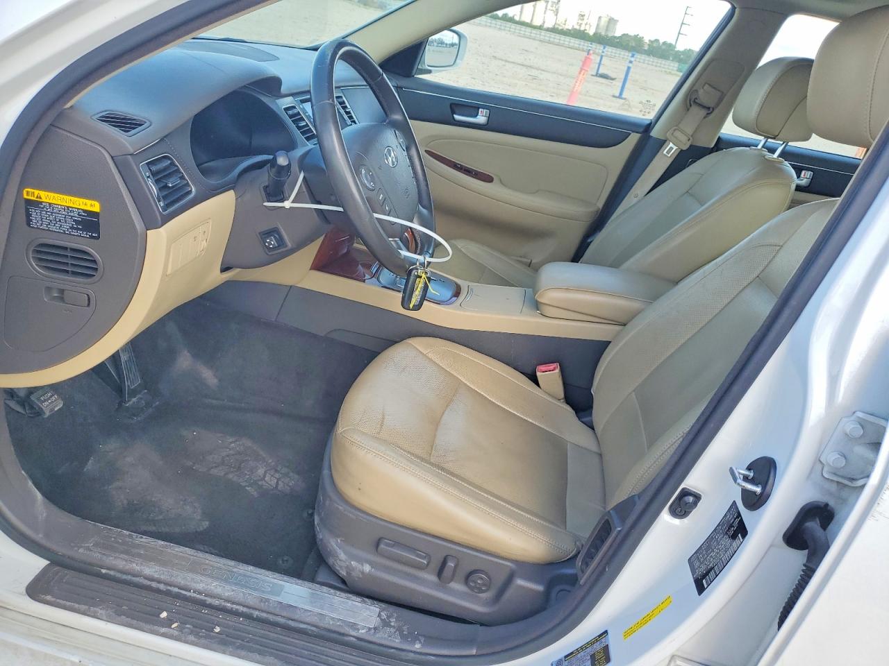 Hyundai Genesis 3.8l